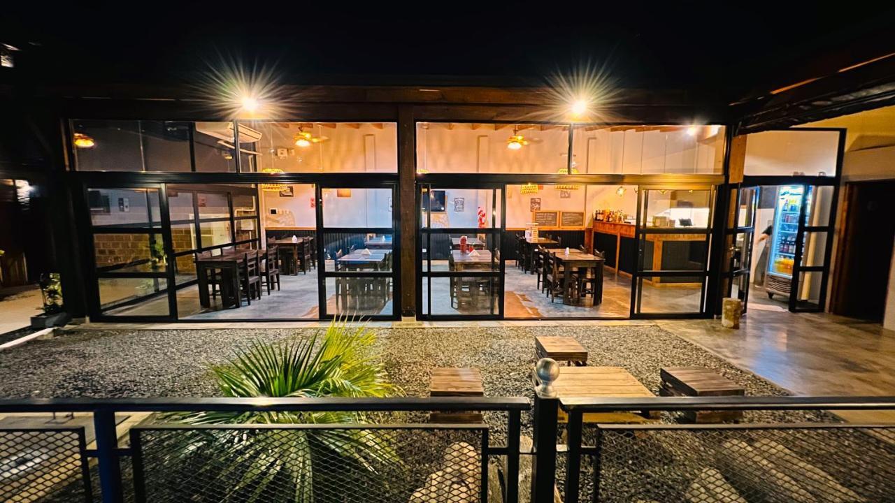 Alma Pura Hotel Puerto Iguazu Bagian luar foto